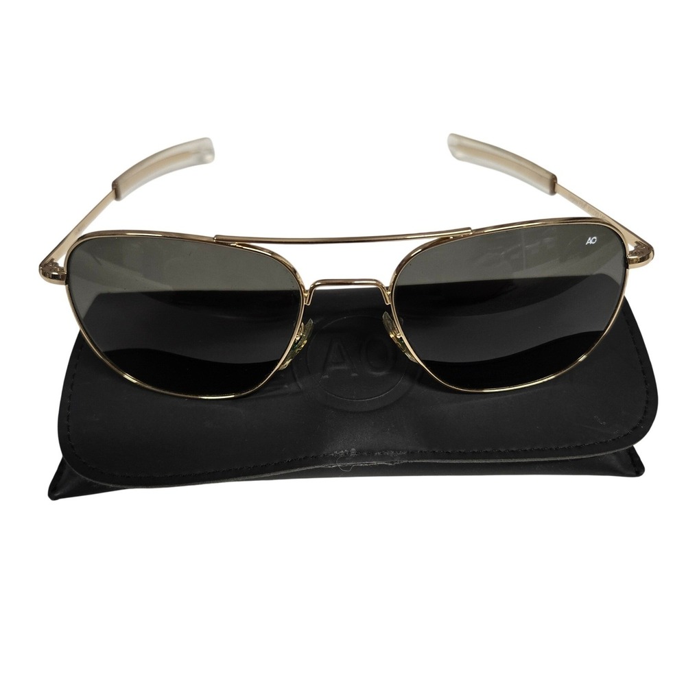 American Optical Original Pilot Sunglasses Gold 57-20-140 Aviator Mens AO USA